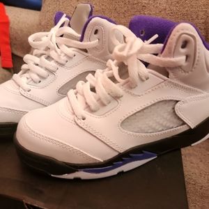 NEW .. Jordan 5 Retro (12C)